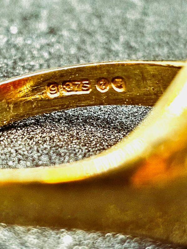 Red Carnelian Signet Ring - Image 2