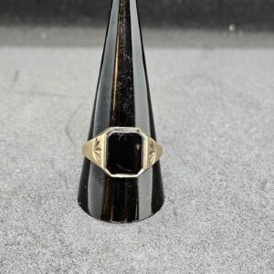 Black Onyx Signet Ring