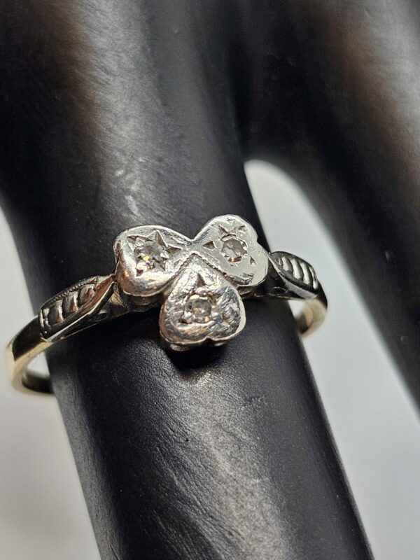 Shamrock Ring