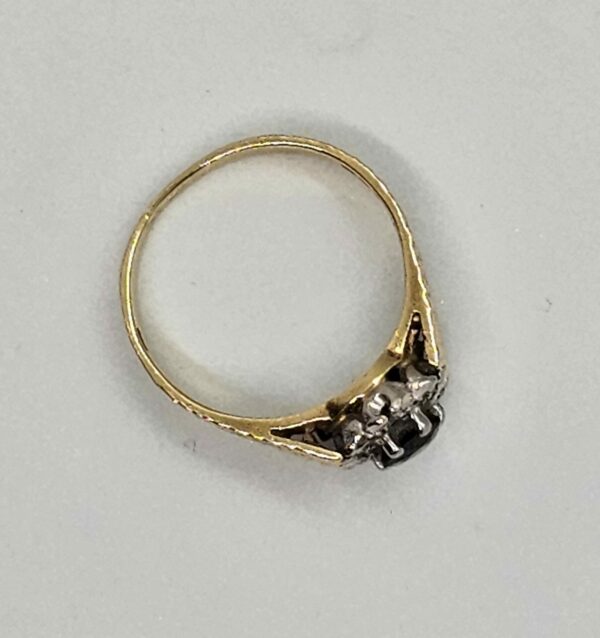 Vintage Sapphire Gold Ring - Image 6
