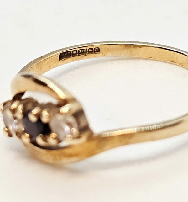 Sapphire CZ trilogy ring - Image 3