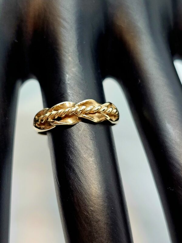 Gold Celtic Rope Ring