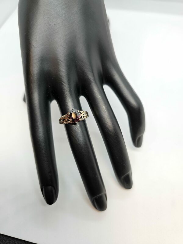 Ruby Gold Ring - Image 3