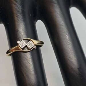 Dainty Duo Diamond Ring