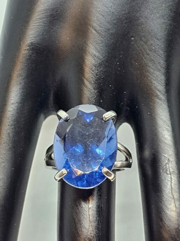 Blue Glass Dress Ring - Image 5