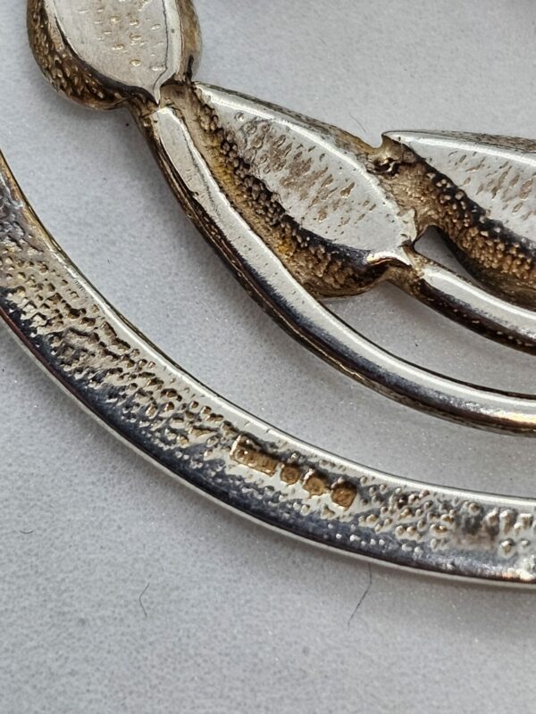 Macintosh Style Brooch - Image 2