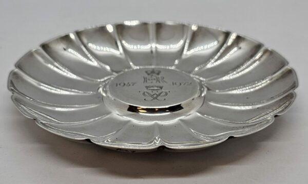 Asprey’s of London Queen Elizabeth and the Duke of Edinburgh silver anniversary pin dish - Image 2