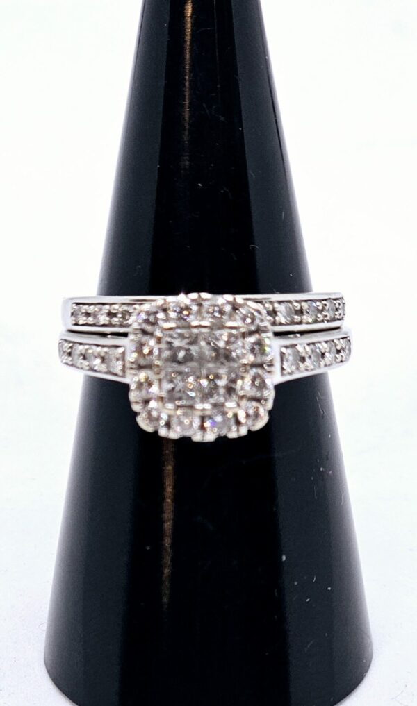Engagement and Wedding Ring set - Image 7