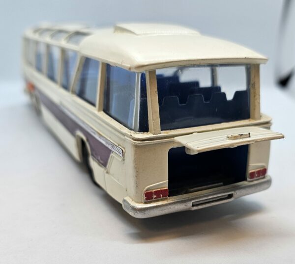 Vega Major Luxury Coach Dinky Toy - Image 6
