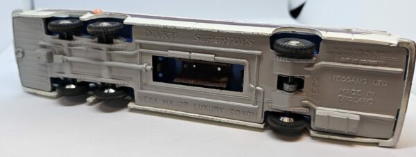 Vega Major Luxury Coach Dinky Toy - Image 7