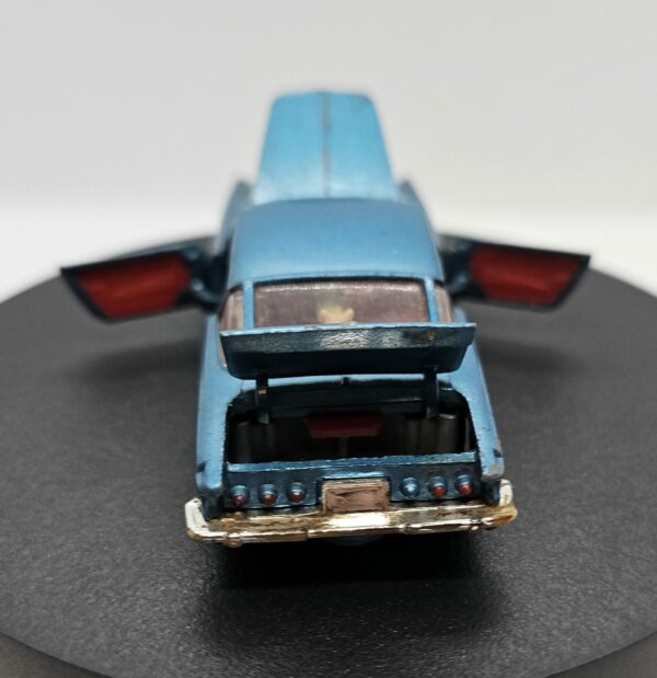 Corgi 241 Ghia L.6.4 with Chrysler Engine - Image 8