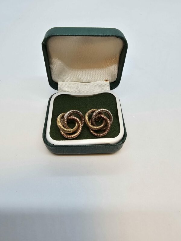 Three colour gold knot earrings - Image 6