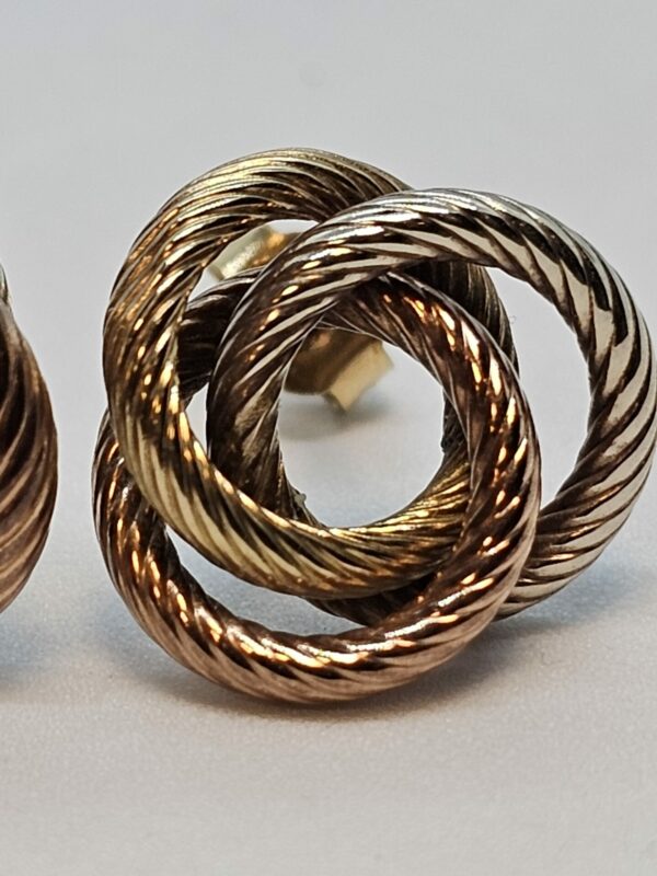 Three colour gold knot earrings - Image 4