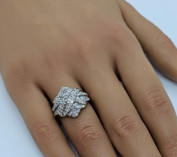 Diamond Crossover Gold Dress Ring