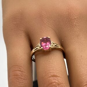 Pink topaz and 9ct gold ladies ring