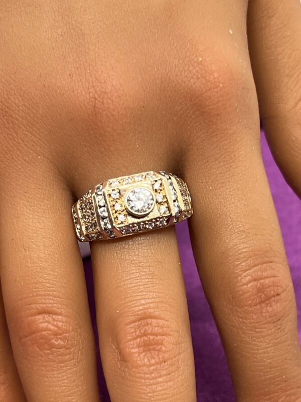 9ct gold cz set unisex ring size X+