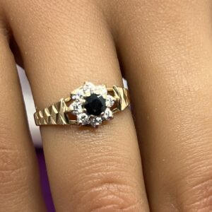 Vintage sapphire and cz set 9ct gold ladies ring