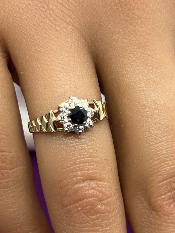 Vintage sapphire and cz set 9ct gold ladies ring