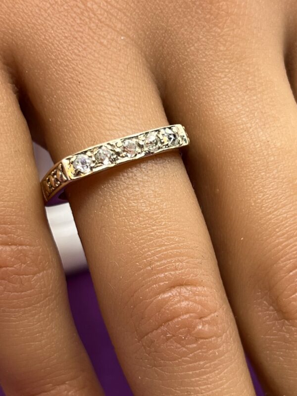 9ct gold and diamond ring vintage