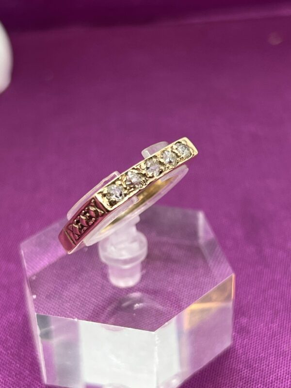 9ct gold and diamond ring vintage - Image 2