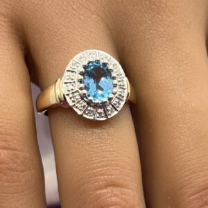 Stunning topaz and diamond ladies ring