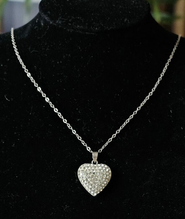 Silver necklace and sparkling heart pendant