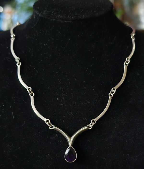 Silver Curved Link Necklace