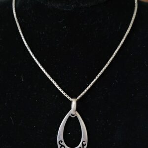 Silver Necklace with Teardrop pendant