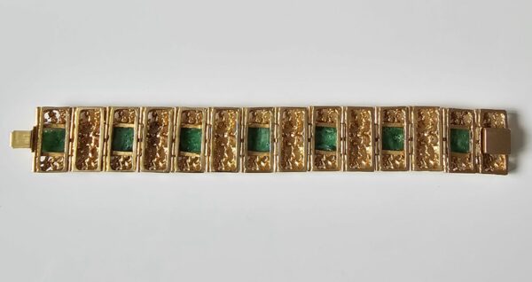 14k Gold and Jade Bracelet - Image 2