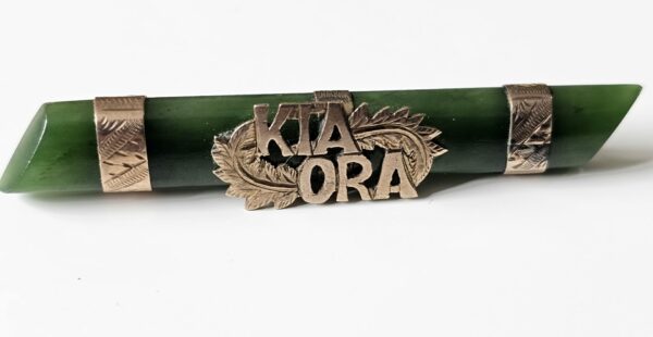 Nephrite Kia Ora Brooches - Image 4