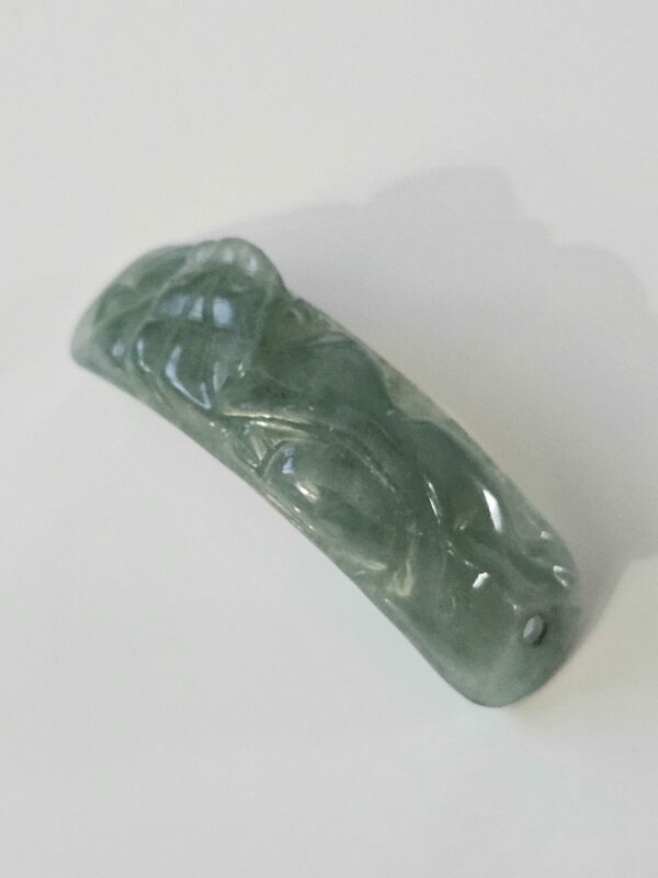 Curve Jade Pendant