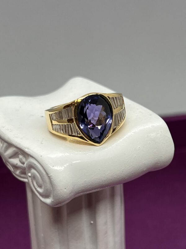18ct gold tanzanite and diamond ring - Image 2
