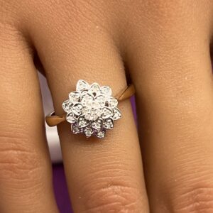 9ct gold diamond cluster