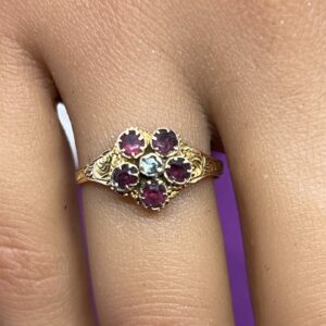 Antique 12ct ladies garnet ring