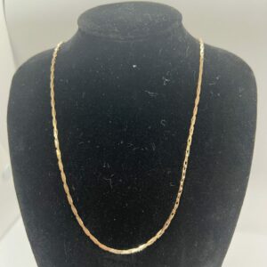 18 inch 9ct gold ladies chain necklace