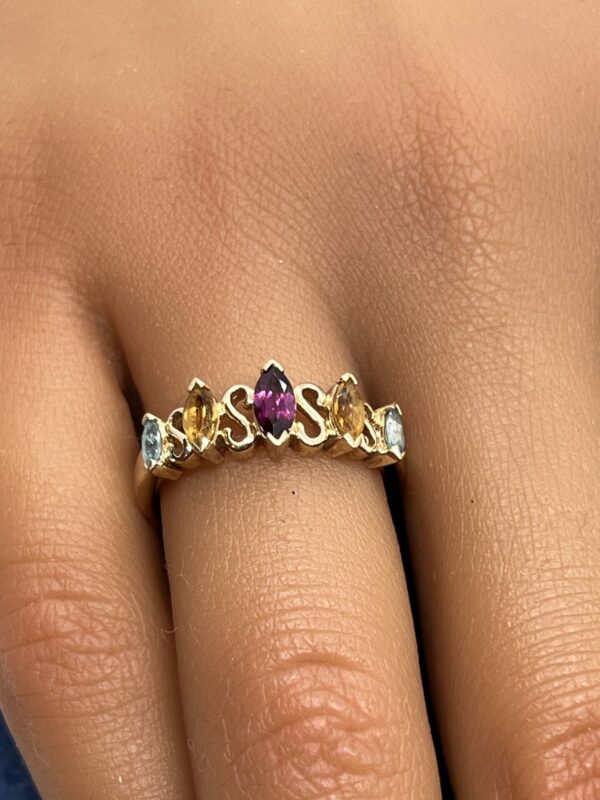 9ct gold gem set ladies dress ring
