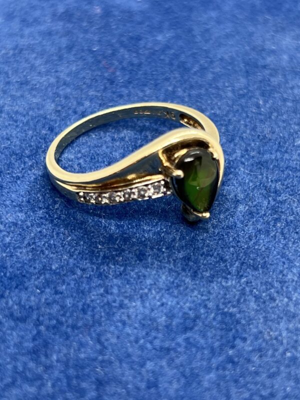 9ct gold diamond and Mexican fire opal dress ring - Image 4