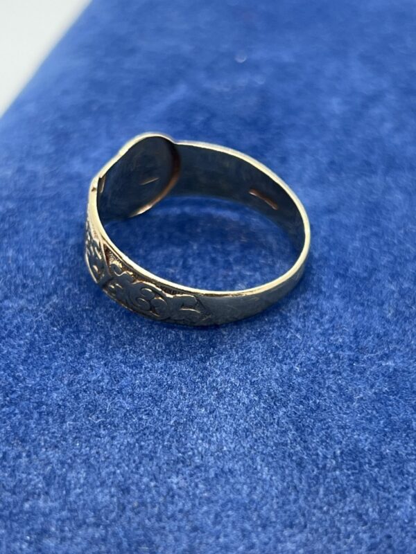 Unisex 9ct gold buckle ring - Image 3