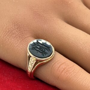 Victorian 15ct gold and bloodstone signet ring