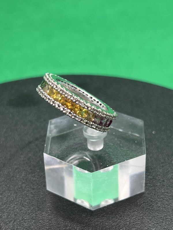 18ct gold diamond and sapphire full rainbow ring - Image 4
