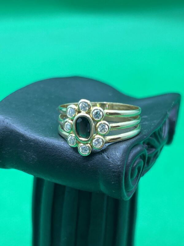 18ct gold London blue topaz and cz ring - Image 2