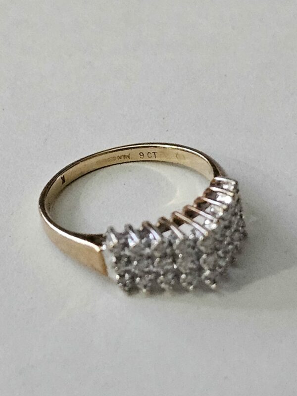Diamond Cluster Ring 9ct gold - Image 5