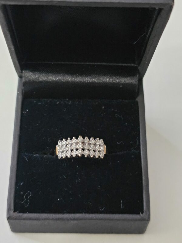 Diamond Cluster Ring 9ct gold