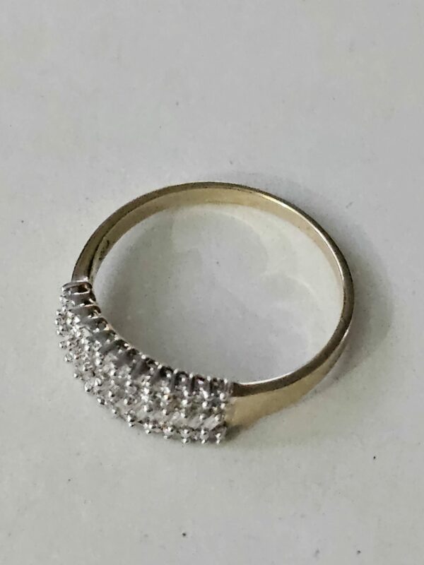Vari-cut Diamond Ring 9ct gold - Image 5