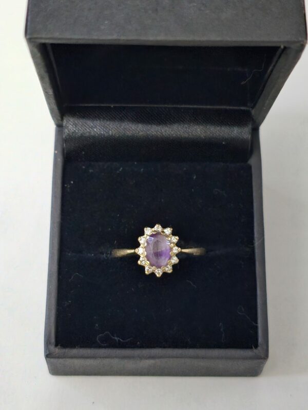 Diamond and Amethyst Cluster Ring 18ct gold - Image 5