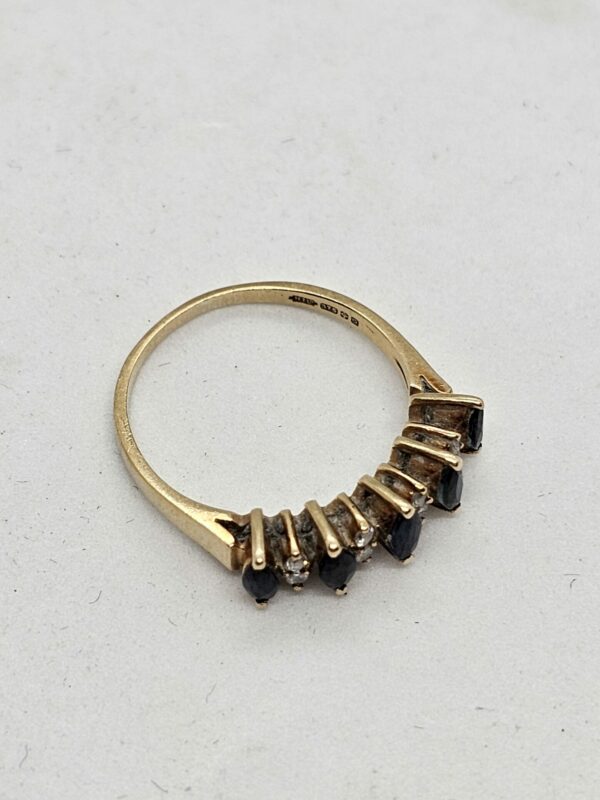9ct gold Sapphire and Diamond Eternity Ring - Image 3