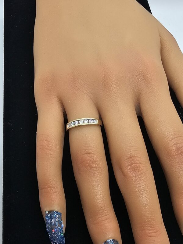 9ct gold Cz Half Eternity Ring - Image 4