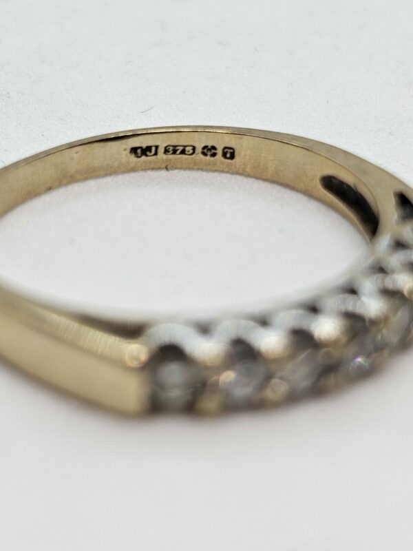 9ct gold Seven stone Diamond half Eternity Ring - Image 4