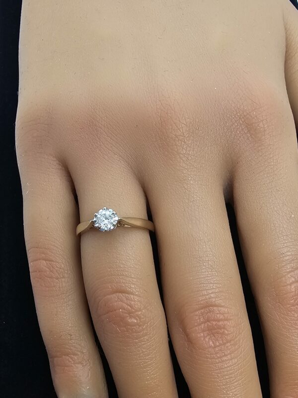 9ct .25 Diamond Solitaire Ring