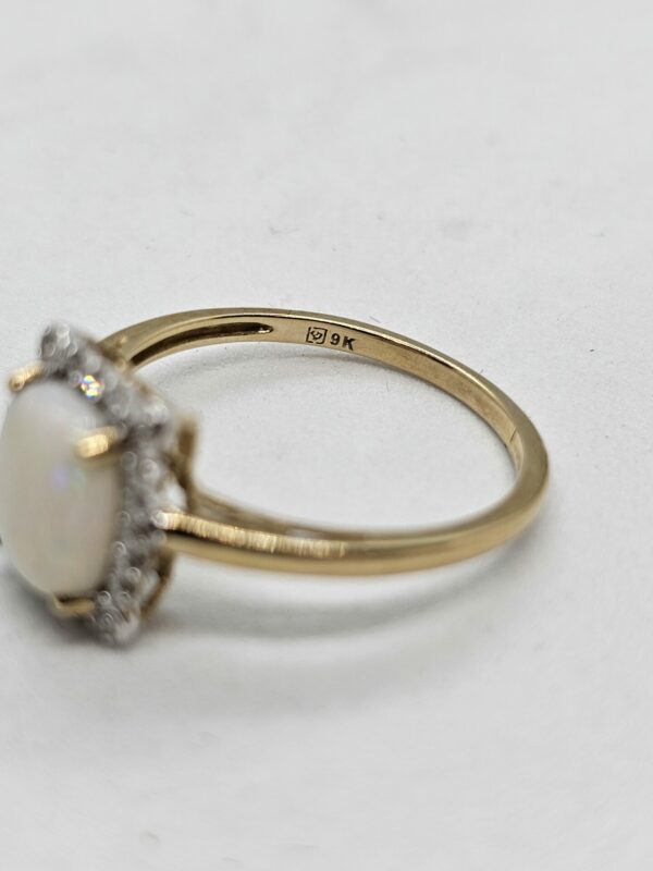 9ct gold Opal and Diamond Ring - Image 4